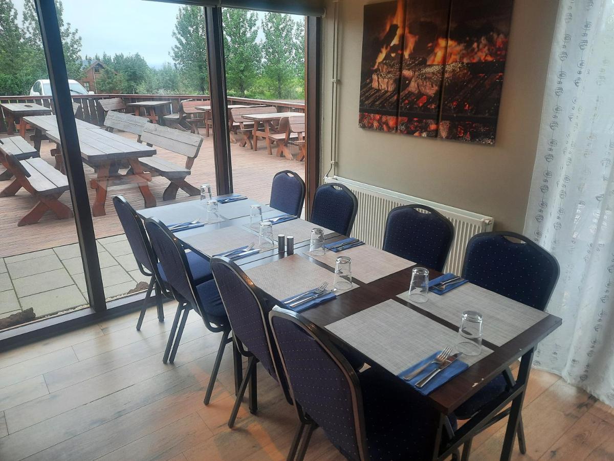 Minniborgir Cottages & Restaurant Сельфосс Екстер'єр фото